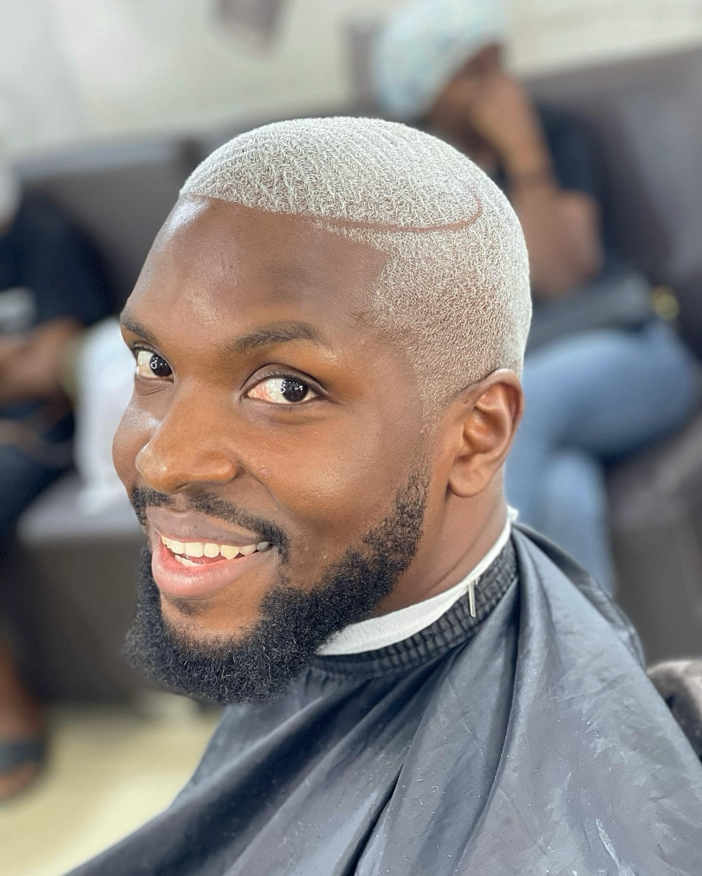 Trendy Black Men's Fade Haircut Styles for 2024: Fresh Ideas for Men and Women