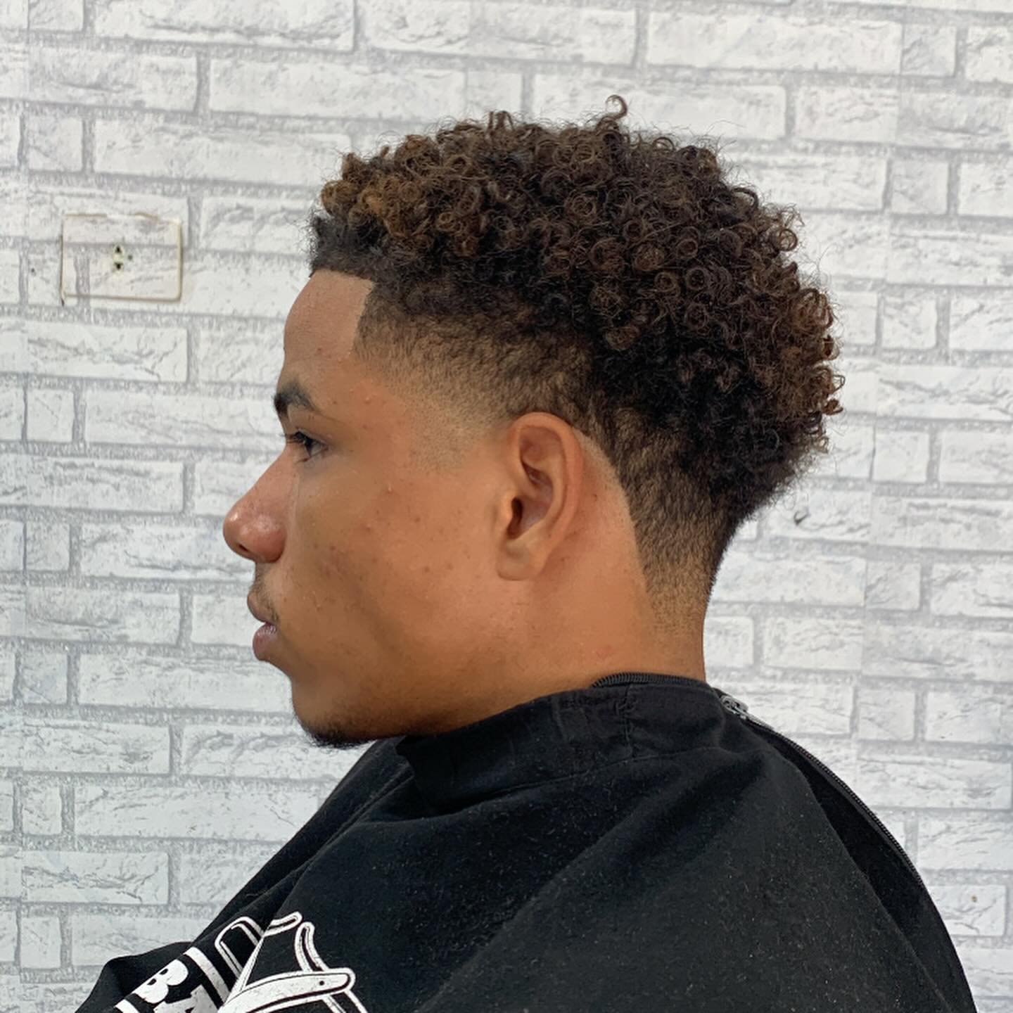 Stylish Black Men Haircuts and Ideas for 2024: Trendy Looks for Every Hair Type and Length