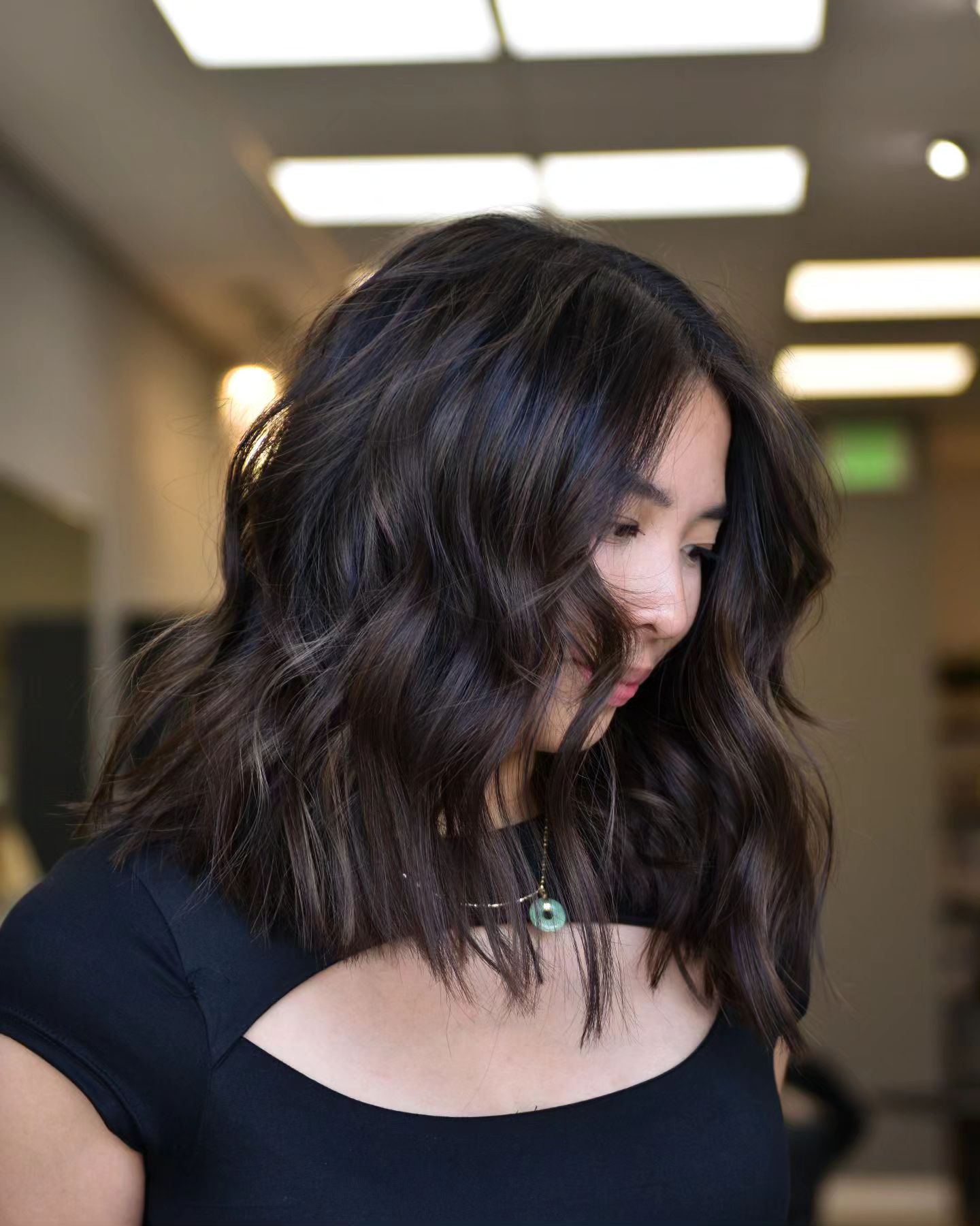 Top Long Bob Haircuts for Women with Chubby Faces: 2024's Most Flattering Styles