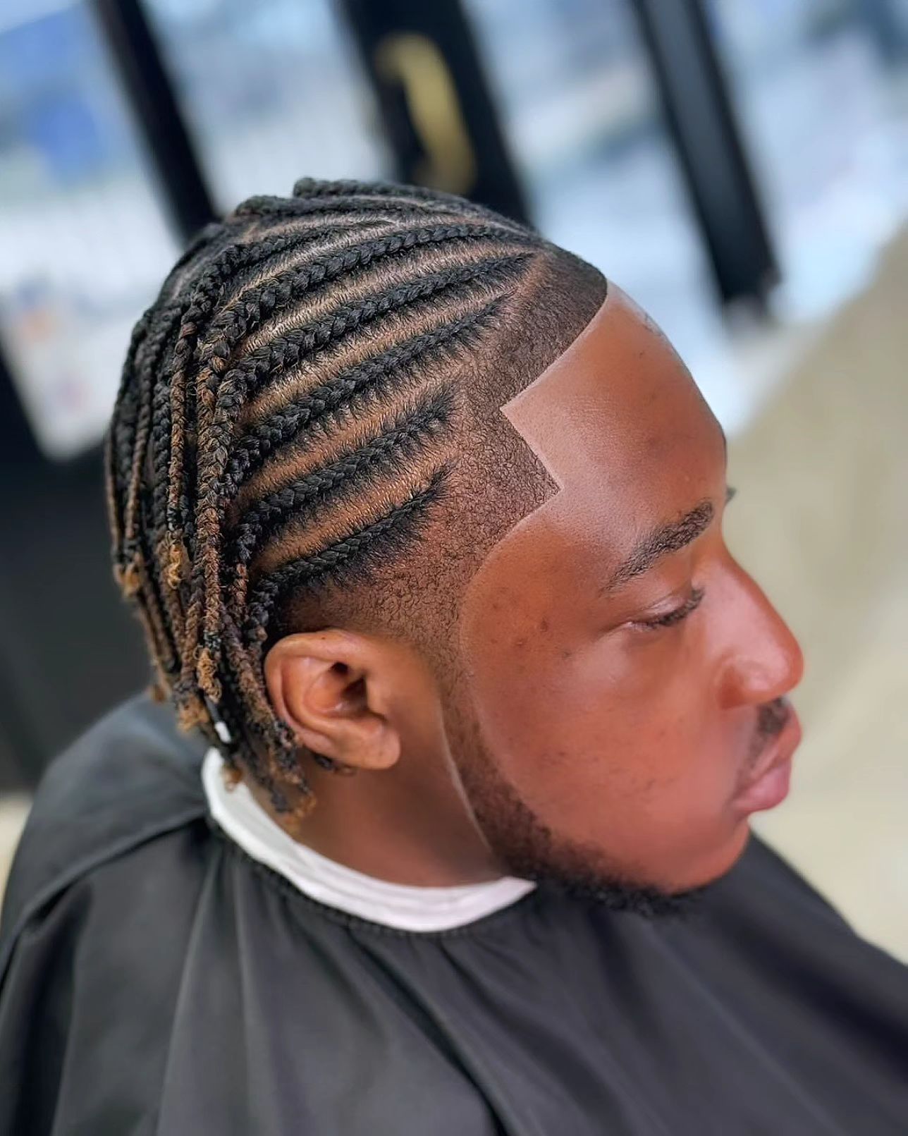 Trendy Black Men's Fade Haircut Styles for 2024: Fresh Ideas for Men and Women