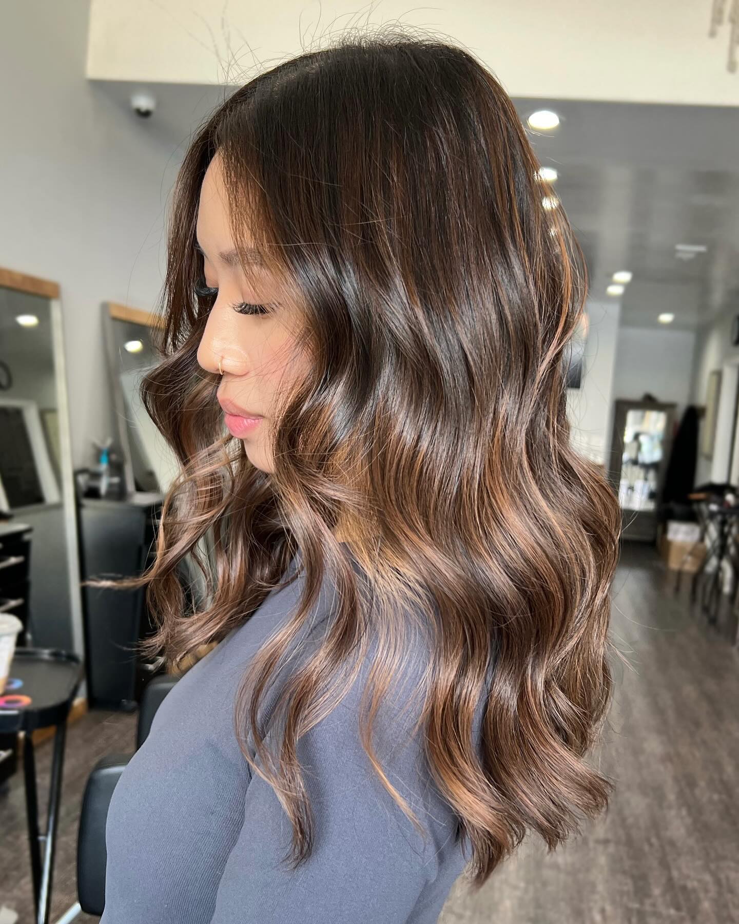 Stunning Fall Hair Color Ideas for Brunettes in 2024: Gorgeous Shades for Women