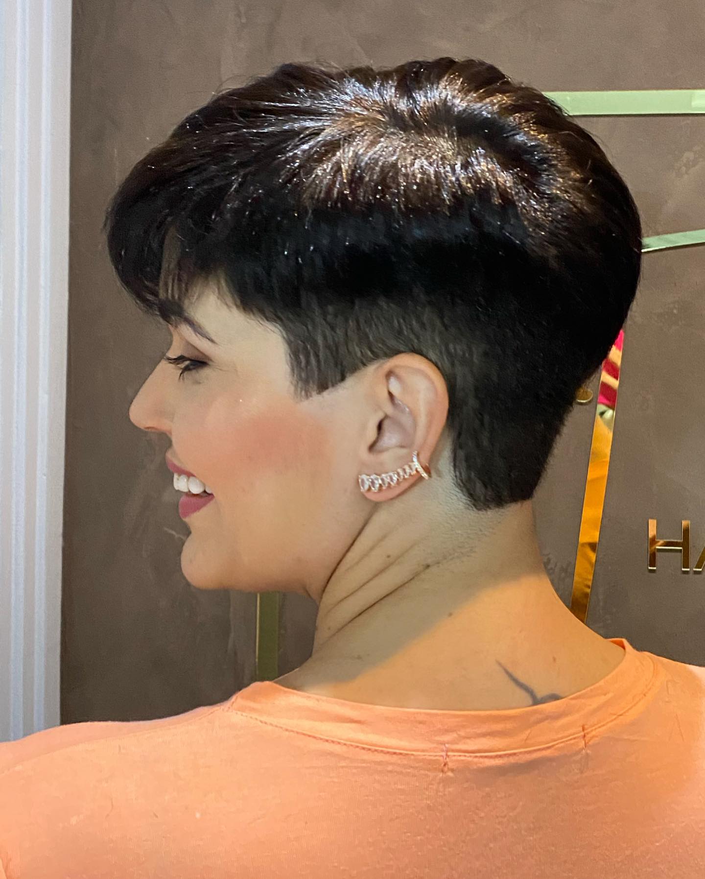 Short Pixie Haircuts for Women in 2024: Stylish and Chic Ideas for a Fresh Look