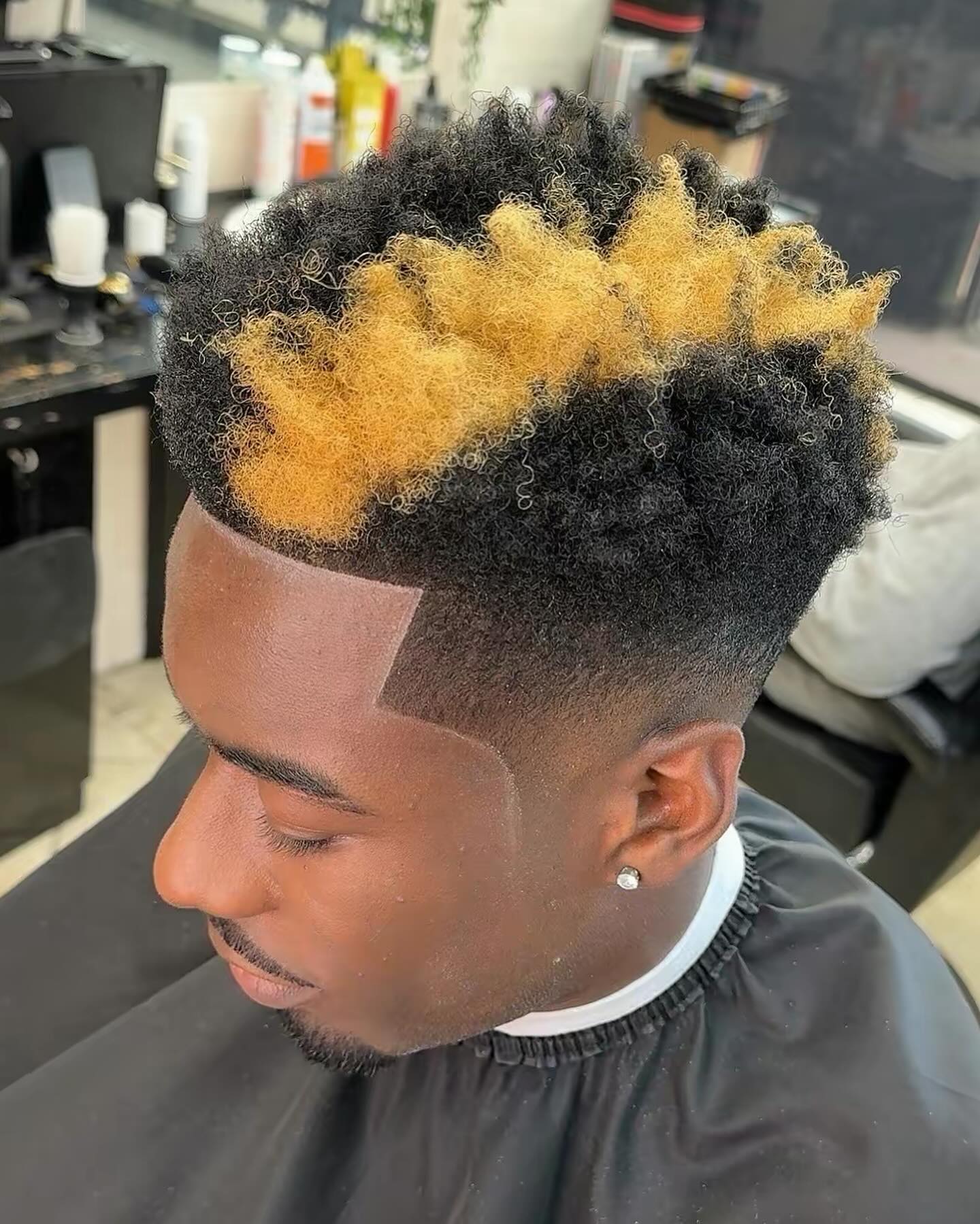 Trendy Black Men's Fade Haircut Styles for 2024: Fresh Ideas for Men and Women