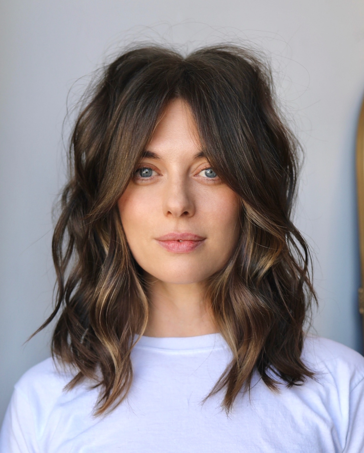 Top Mid-Length Haircuts for Women: Trendy and Stylish Ideas for 2024