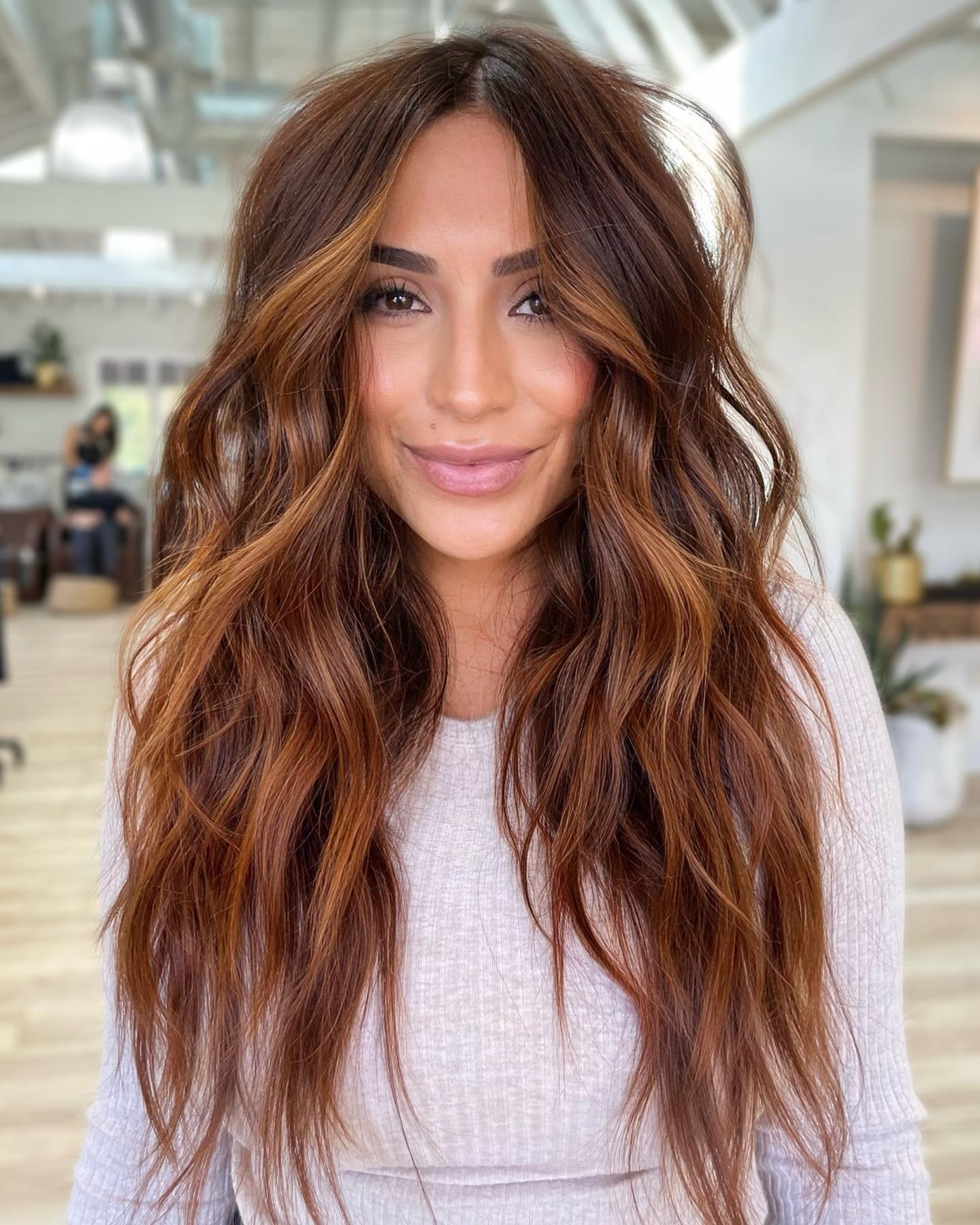 Stunning Fall Hair Color Ideas for Brunettes in 2024: Gorgeous Shades for Women