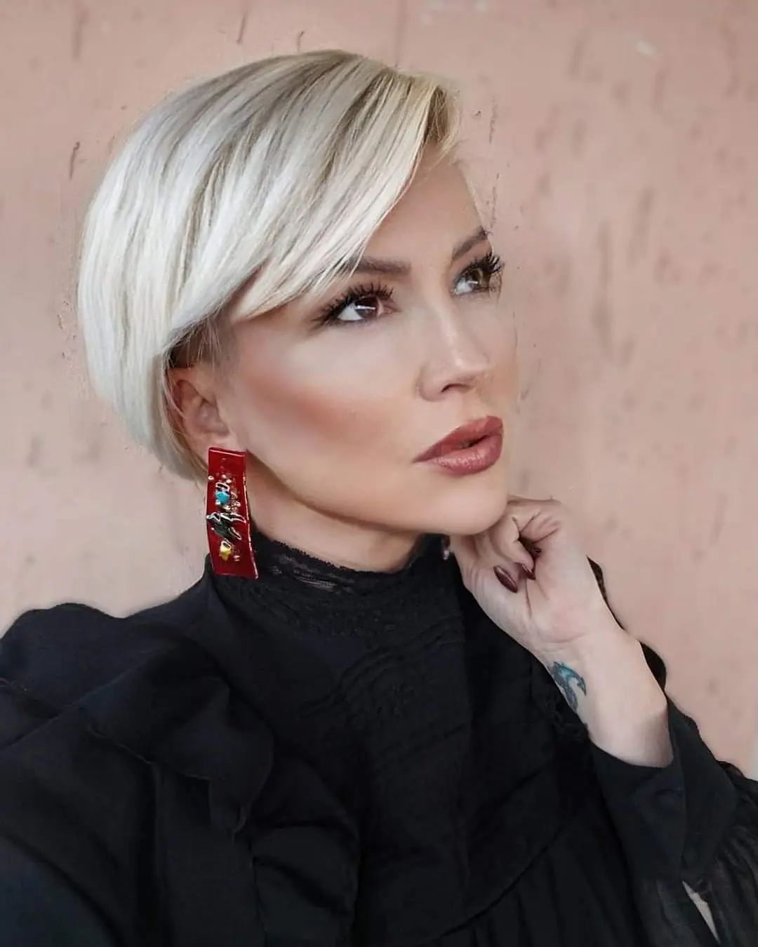 Long Pixie Haircuts for Women: Stylish and Trendy Ideas for 2024