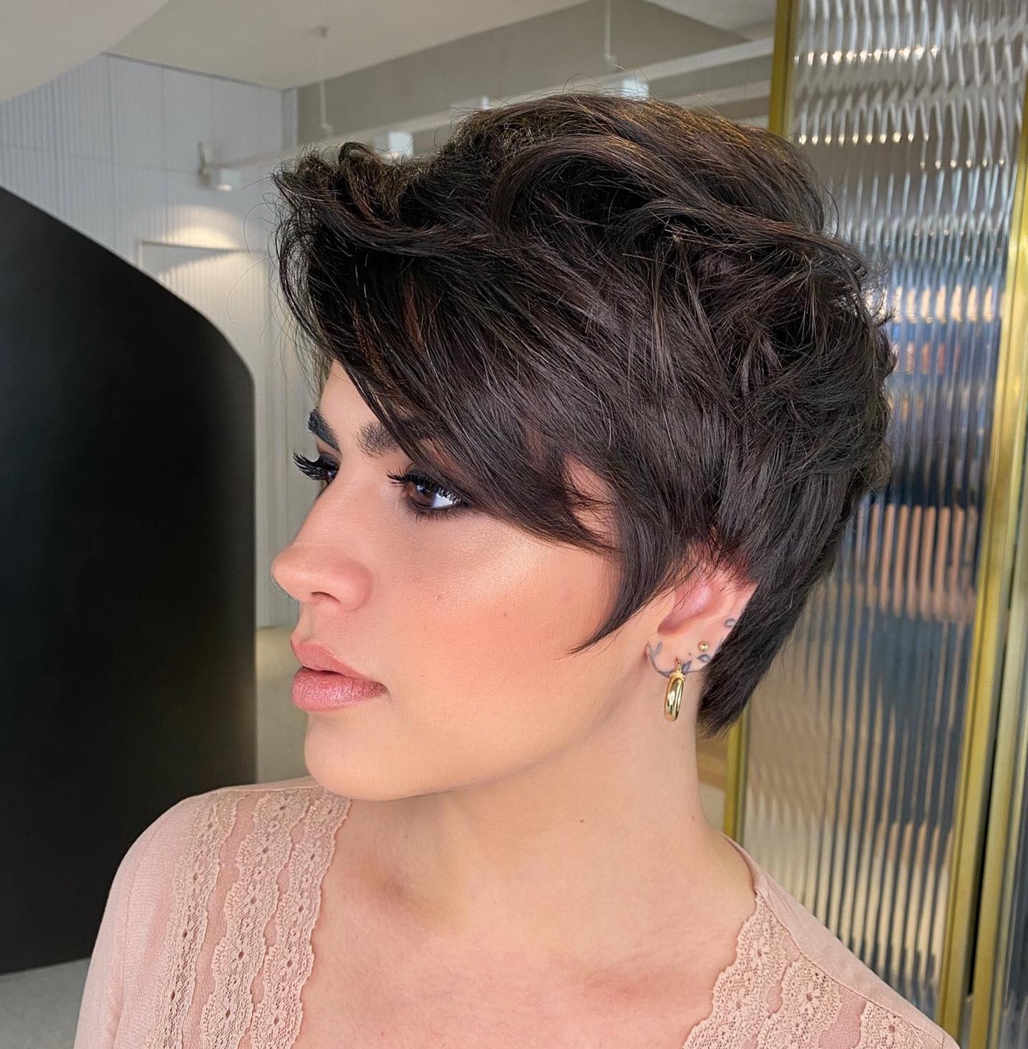 Long Pixie Haircuts for Women: Stylish and Trendy Ideas for 2024