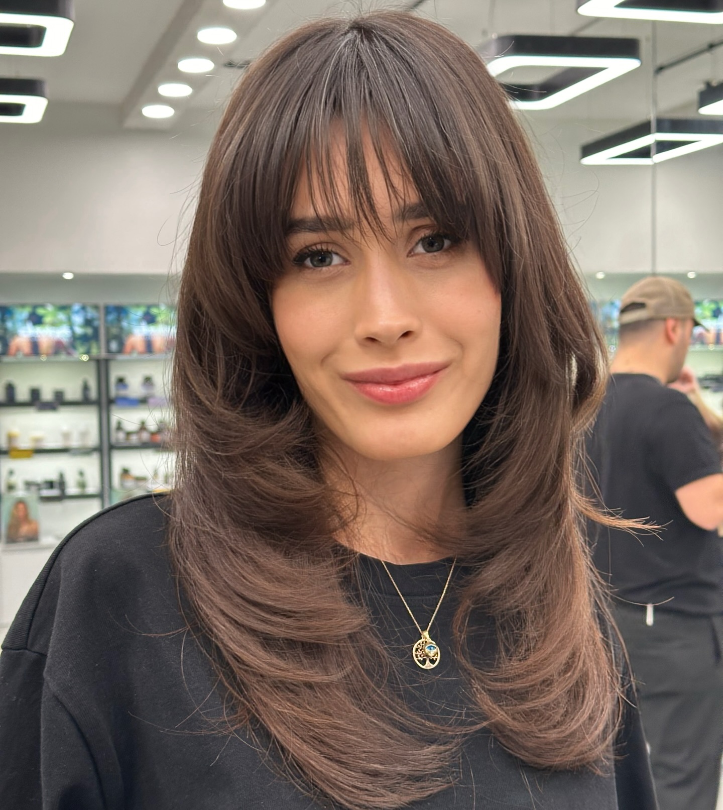 Fall Haircuts with Bangs 2024: Trendy and Timeless Styles for Every Woman