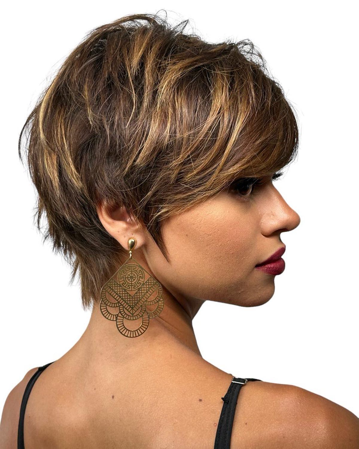 Long Pixie Haircuts for Women: Stylish and Trendy Ideas for 2024