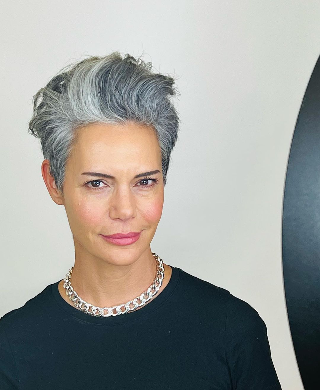 Top Haircuts for Women Over 50 in Fall 2024: Trendy and Age-Defying Ideas for Every Woman