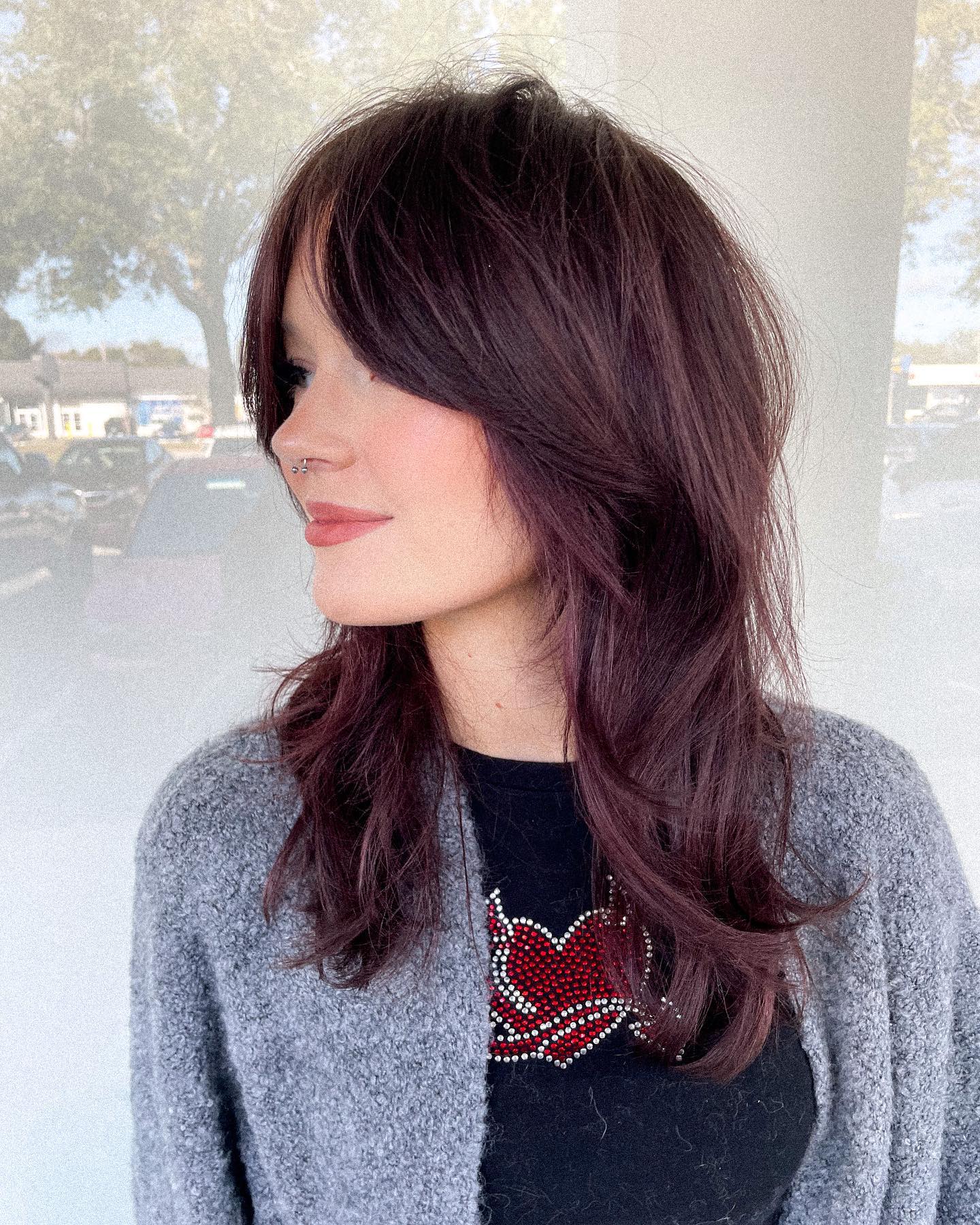 Chic Medium Length Haircut Ideas for Fall 2024: Stunning Styles for Every Woman