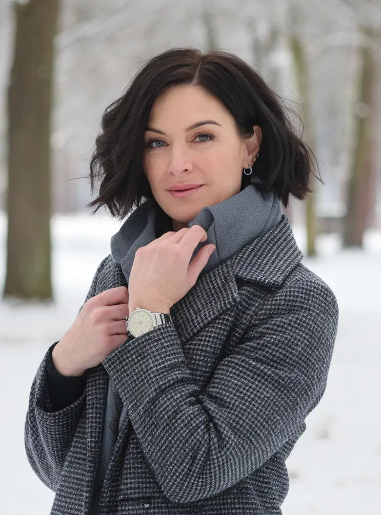 Best Winter Haircuts for Women Over 40: 2024 - 2025: Modern, Stylish, and Short Hair Ideas